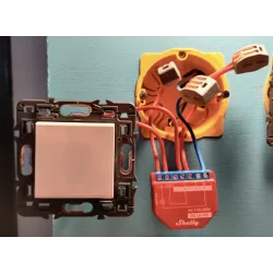 Shelly Plus 1PM – Module Wi-Fi/Bluetooth 16A avec mesure de consommation